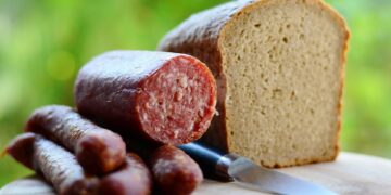 Healthy and Happy: A Guide to Everyday Foods for Your Dog